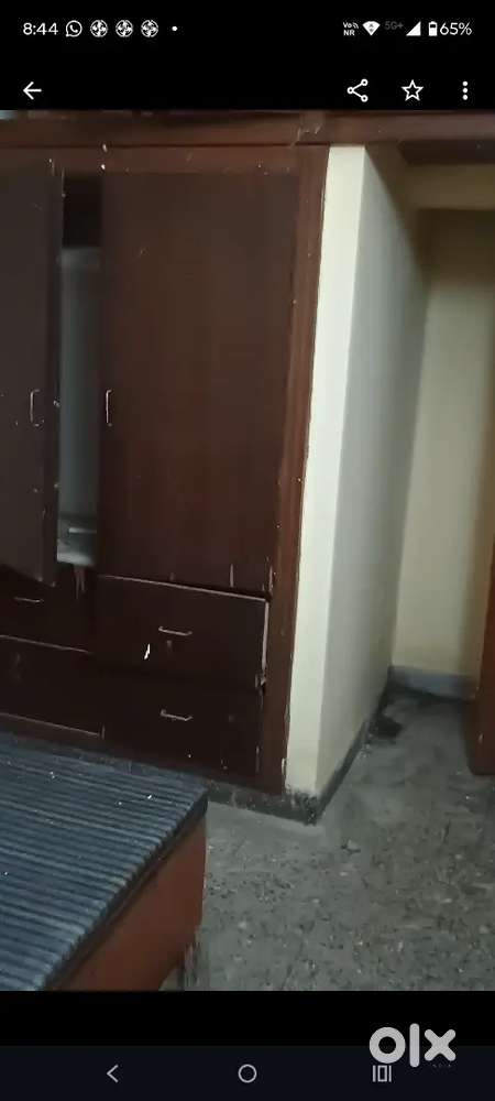 Room available for rent