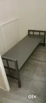 Single cot