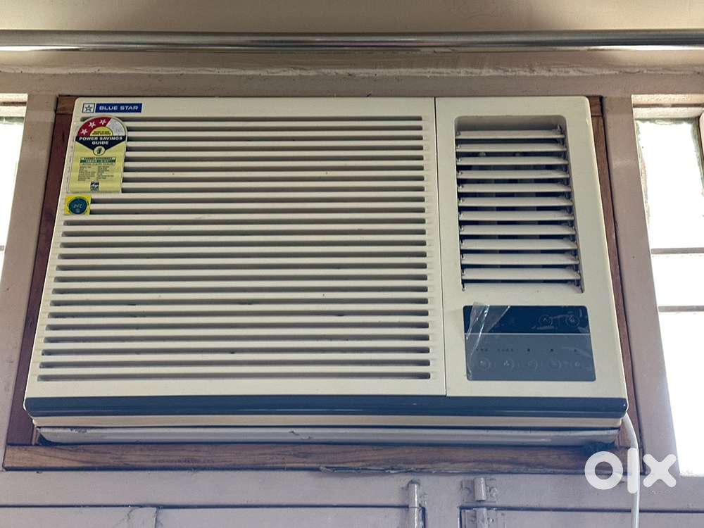 AC window Bluestar 1.5 ton