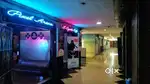 Ready set up eSports gaming cafe for rent