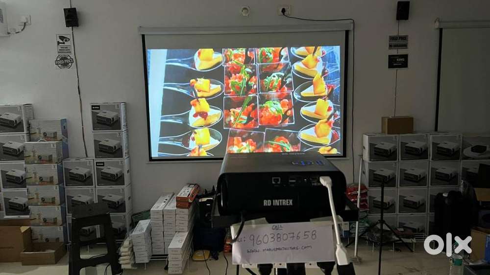 New Best quality 4K 3D projectors and screens wall tripod at wholesale