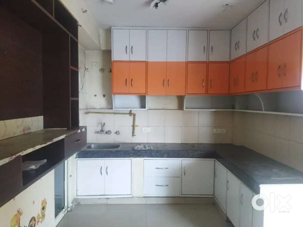 2bhk-semi furnished flat, for family