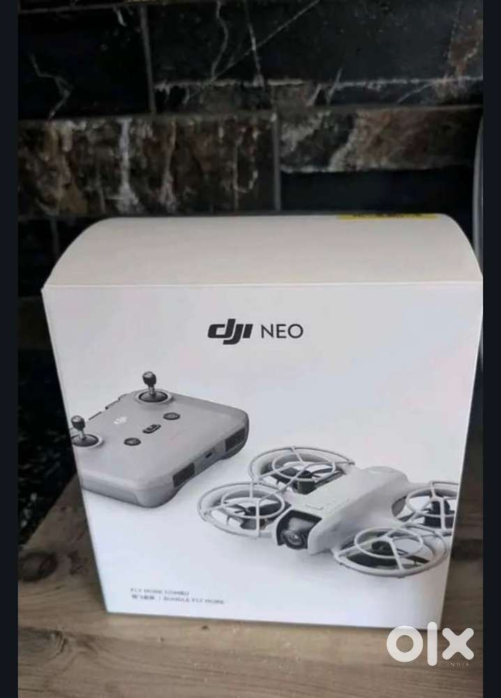DJI NEO 4k drone