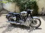 Royal Enfield Classic 350 2016 – Well Maintained, Low KM”