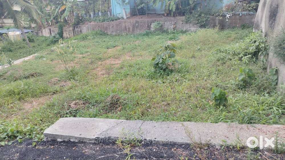 4.65 cent plot for sale at karyavattom jn