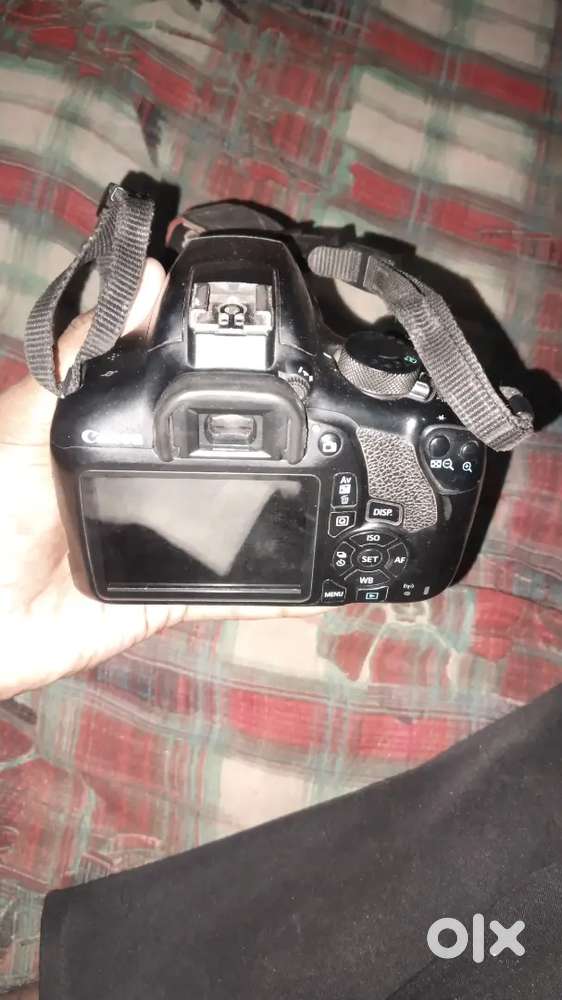 Canon 1300 D camera with all kit
