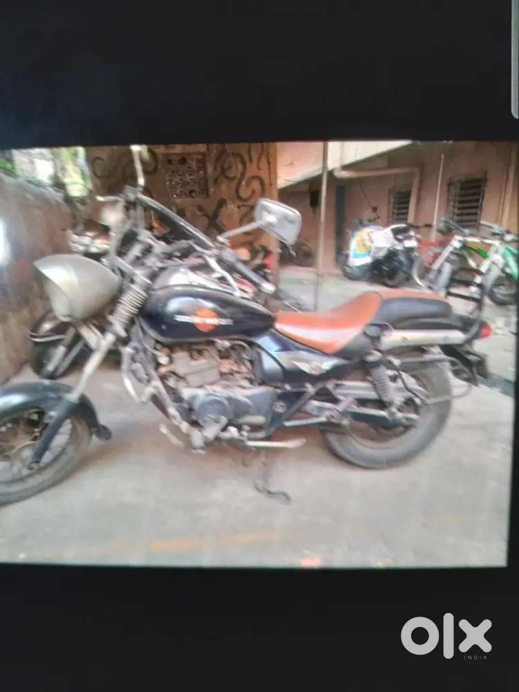 Bajaj Avenger modify Hardly division