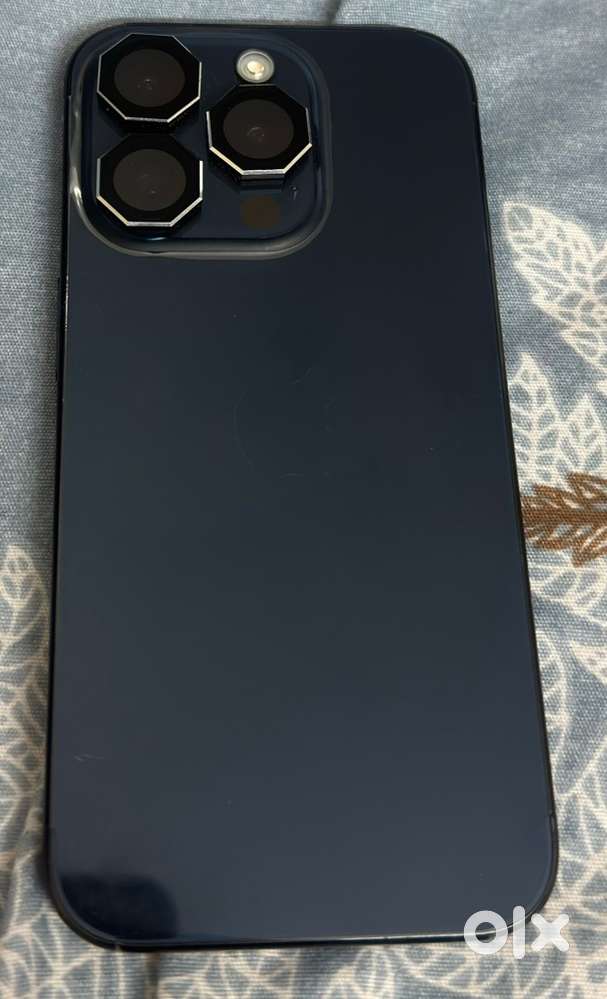 Iphone 15 pro 128 GB 87% batter