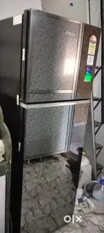 Whirlpool Double door 259L fridge Excellent condition