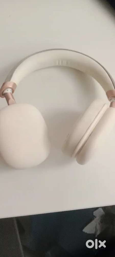 Boult headphone (Newly purchased at 24th October)