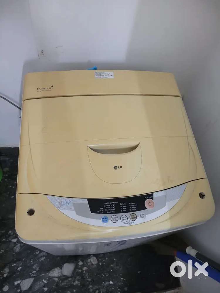 LG top load fully automatic washing machine for sale, only rs 5300
