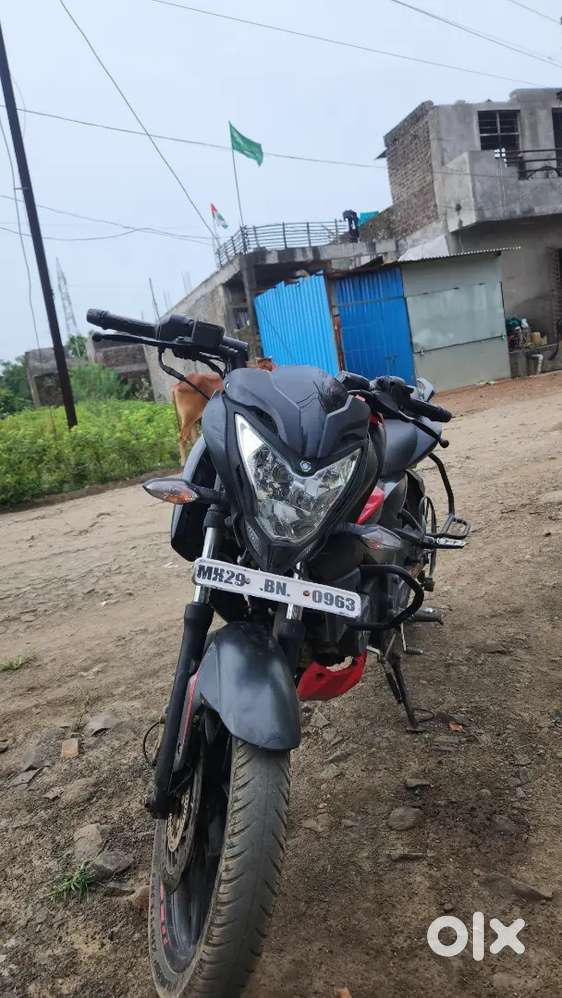 Bajaj Pulsar NS 160 ABS Dual Channel Disc