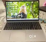 Dell Laptop (New 6 month used under Warranty)