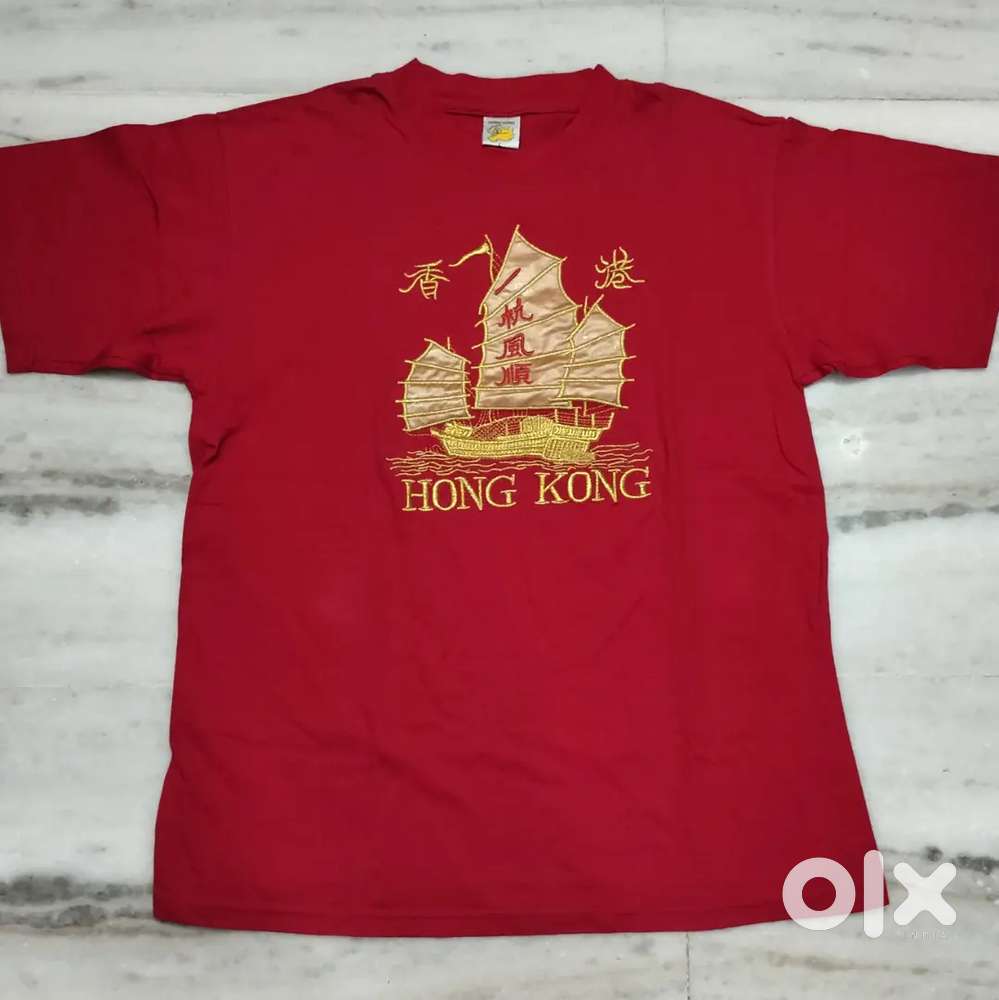 Red T shirt from Hongkong size L