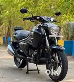 Suzuki Intruder
