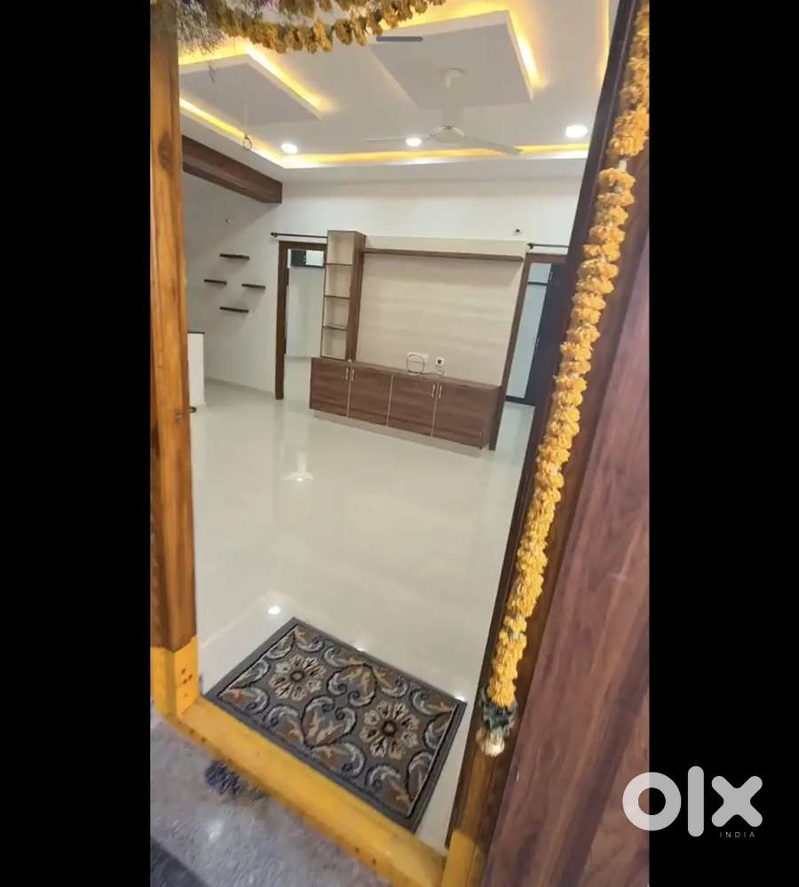 2 BHK semi furnished flat with 1+1 car parking with lift