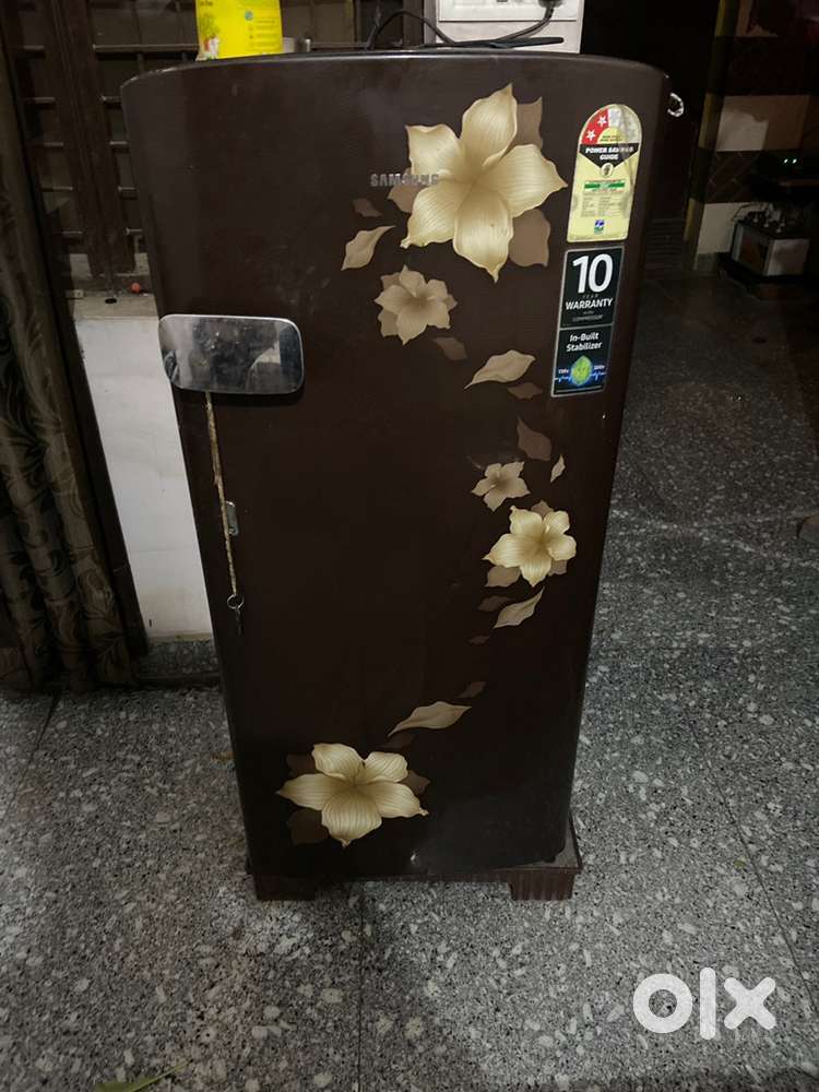 Sibgle door whirlpool fridge/ refrigerator