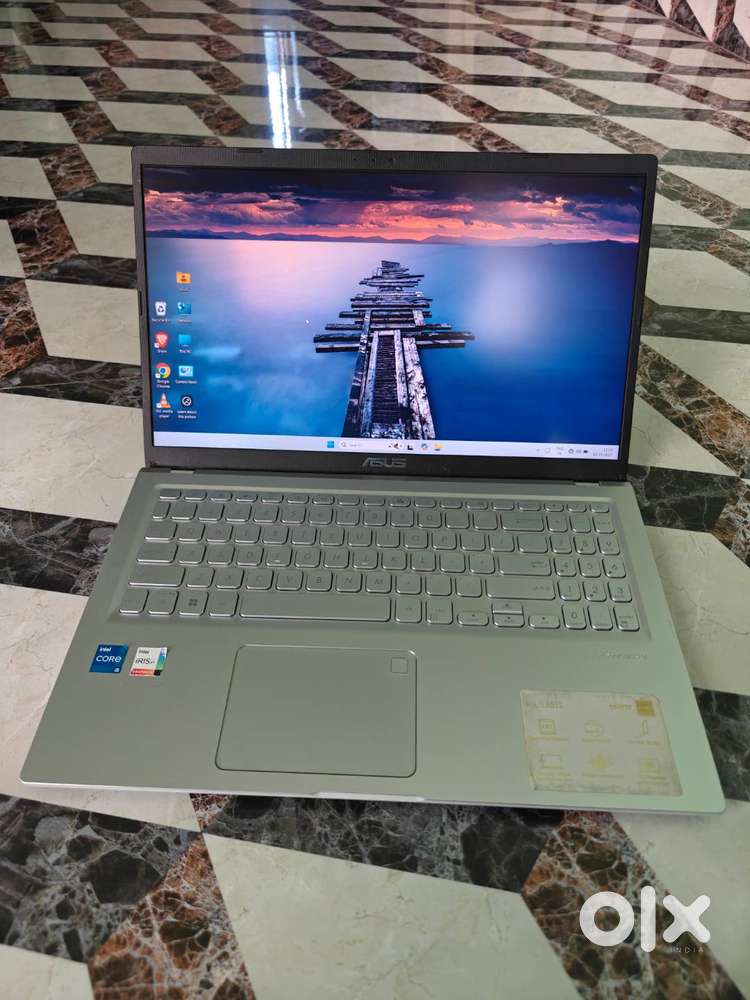 ASUS Vivobook 15 i5 11th Gen 8GB RAM  512GB SSD  Excellent Condition