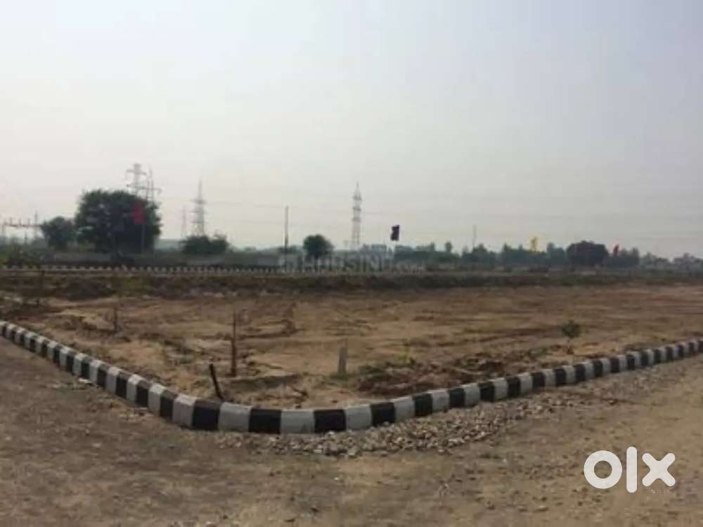 4 नेशनल हाईवे के बीच में प्लॉट ले