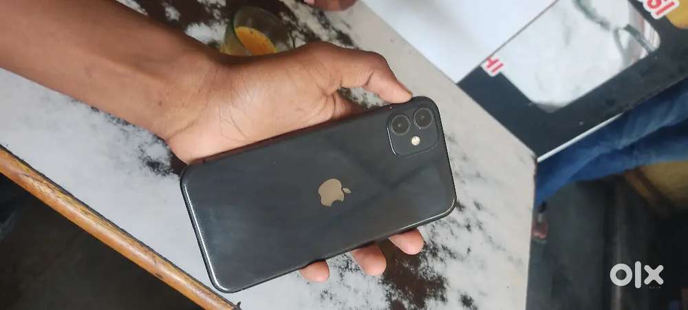iPhone 11 urgent sale