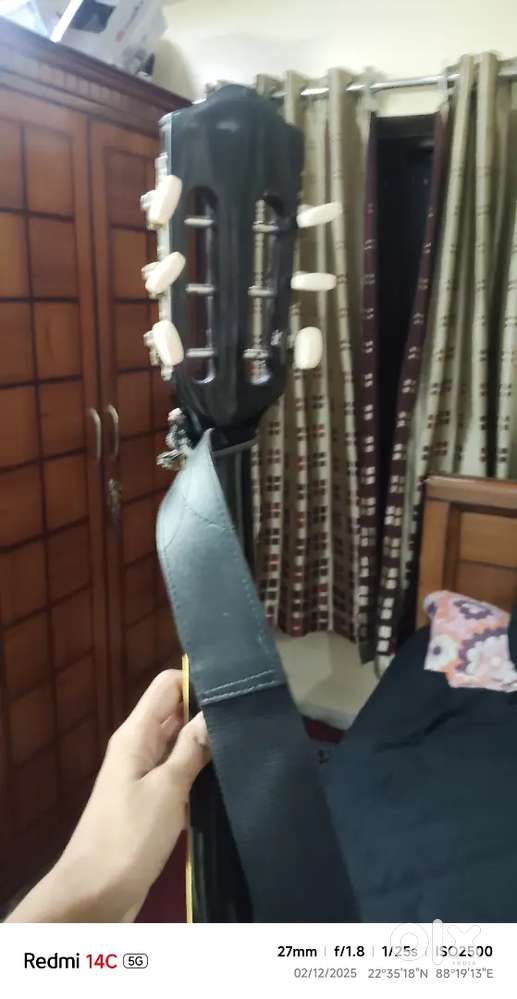 Classical cutaway guitar full new condition.