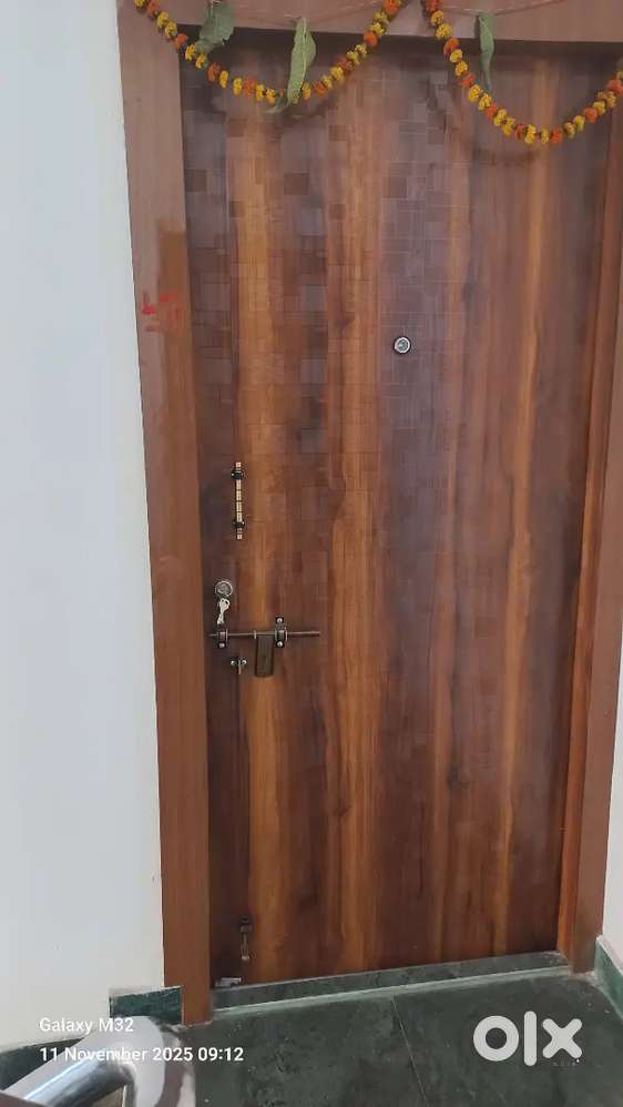 Flat available on rent