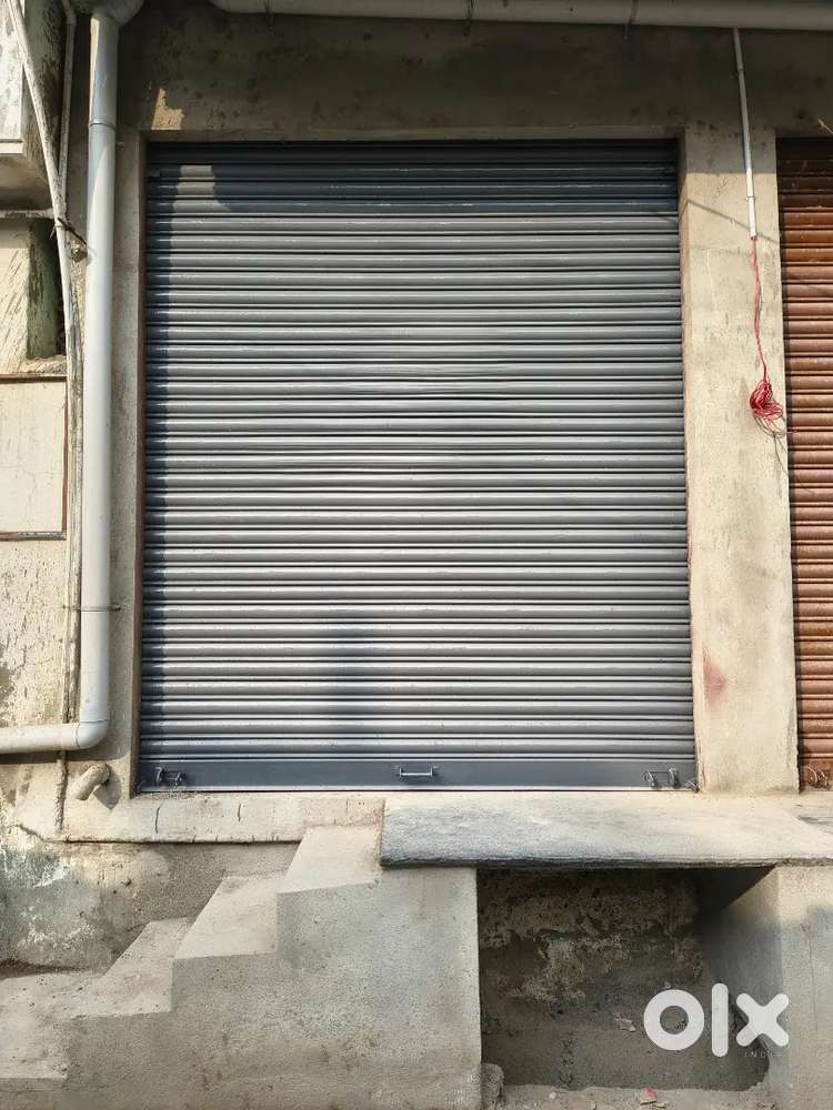 Commercial Room for Rent