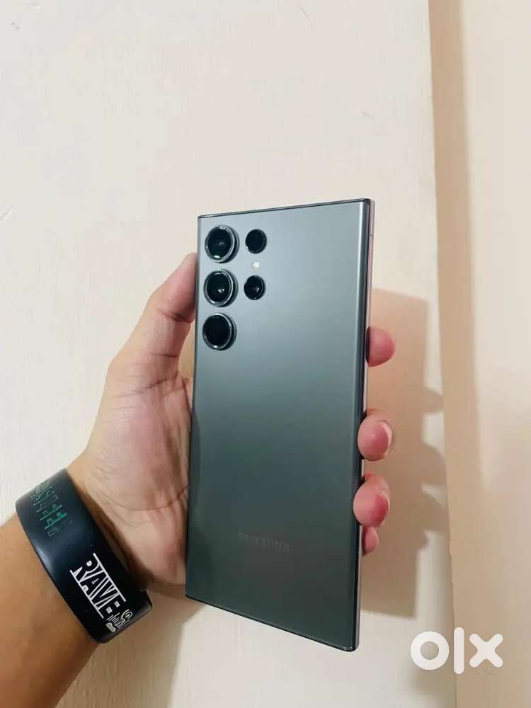 I want to sell my 6 month old Samsung S23 Ultra need urgent money