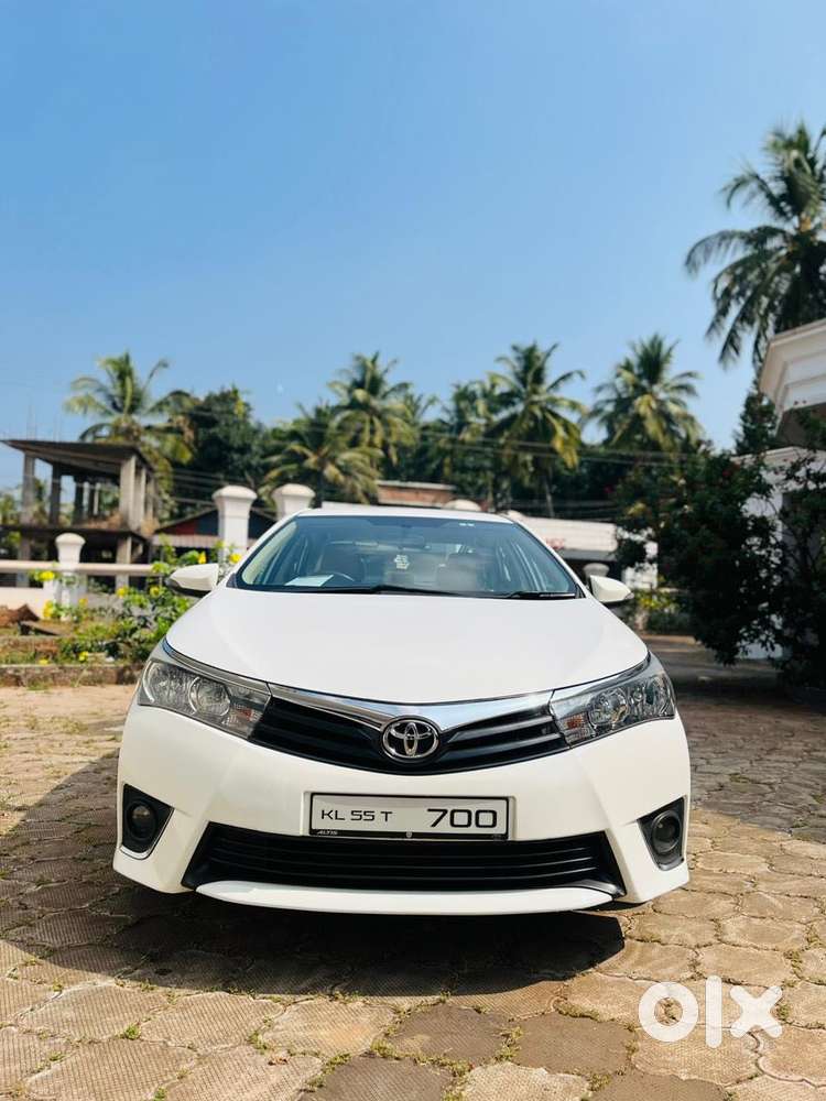 Toyota Corolla Altis 2013-2017 D-4D JS, 2016, Diesel