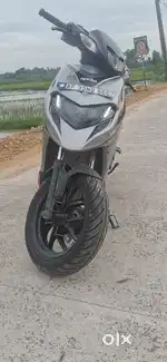 Aprilia SR125