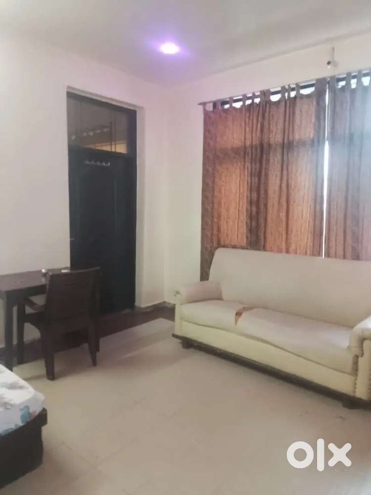 Furnished room for rent