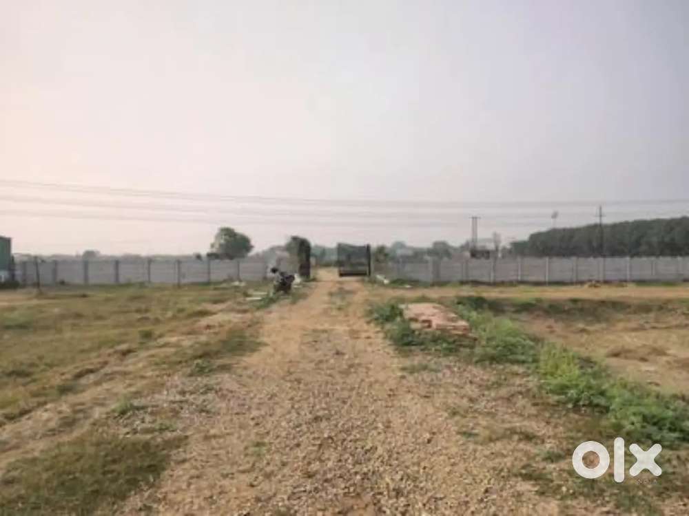 45*40, 200गज का PLOT सेल Easy EMI payment PLAN के साथ SEC145 Noida