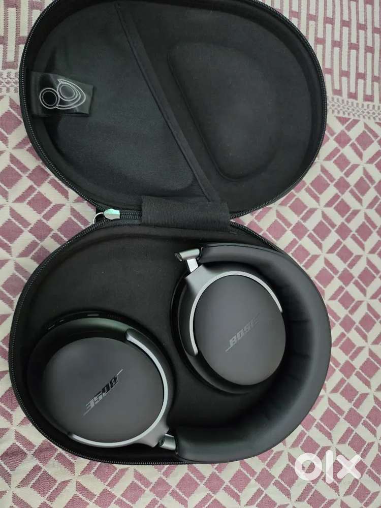 Bose Quiet comfort ultra headphones