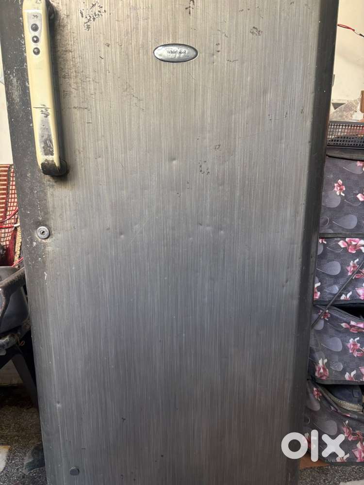 Whirlpool refrigerator 185 letre