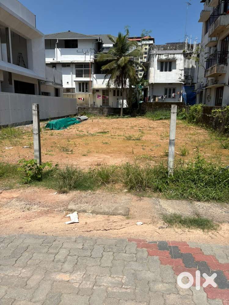 Kochi kadavantra plot for sale, Near st joseph school,