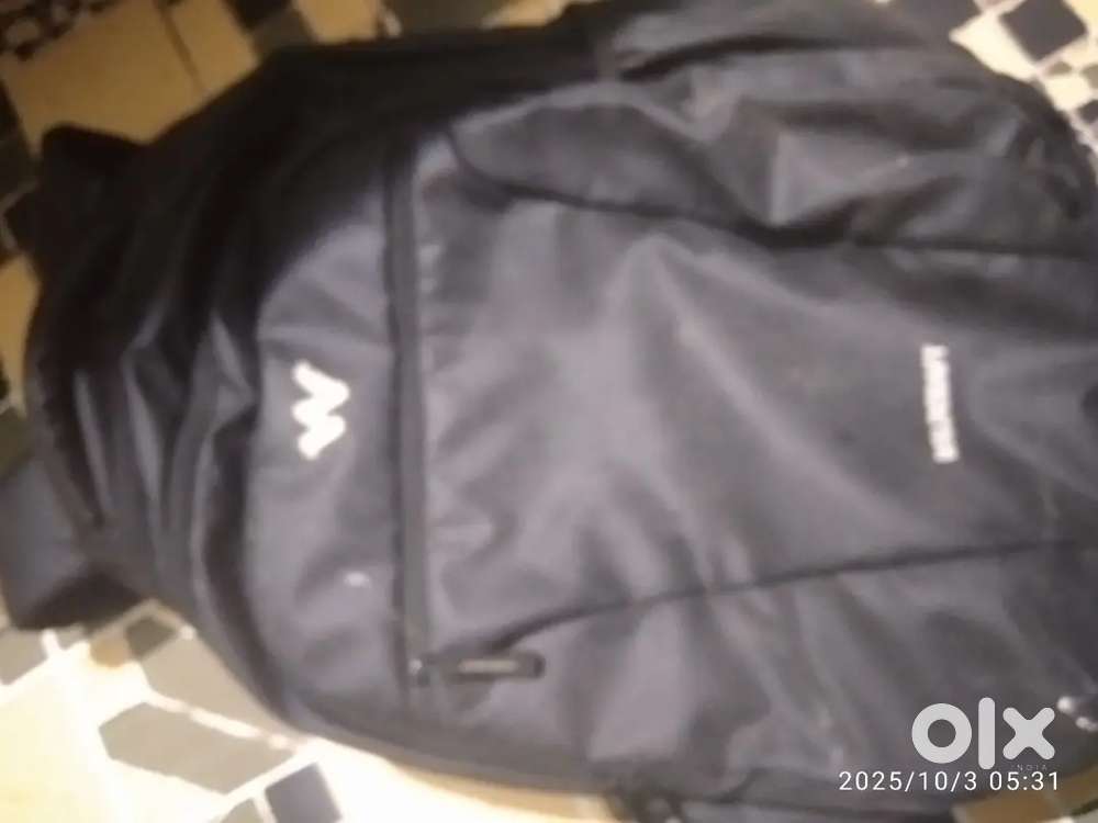 Selling Wildcraft bag