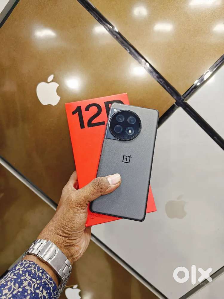 One Plus 12R 5G (8Gb/256Gb)..Full Box Kit..
