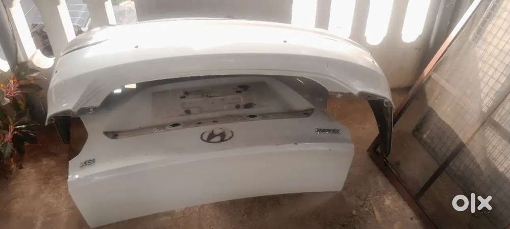 Hyundai xent dicky& rear bumber, tail lamp assembly 2