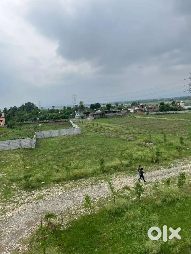 RESIDENTIAL PLOT FOR SALE (GATED SOCIETY)
