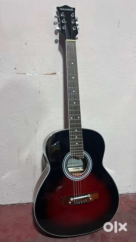 CHALLENGER GUITAR