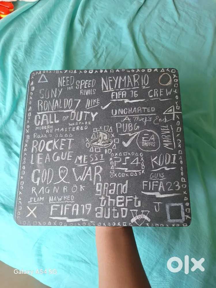 Ps4 slim,500gb,1year used(full working condition)