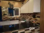 4 rooms with kitchen available ...