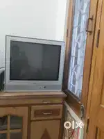 SAMSUNG FLAT TV FOR SALE