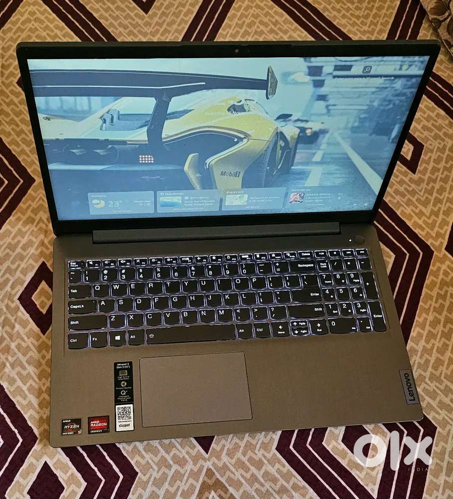 Lenovo
Ideapad 3 Slim 3 15.6