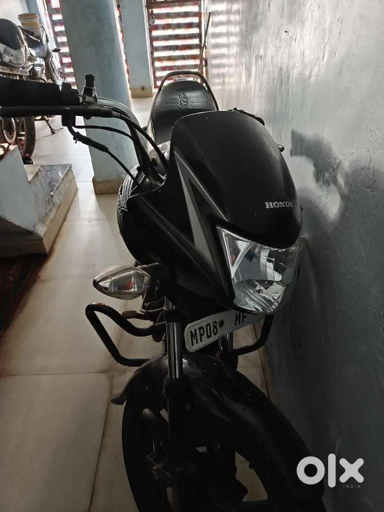 Honda CB Shine 125 Super Running and pickup