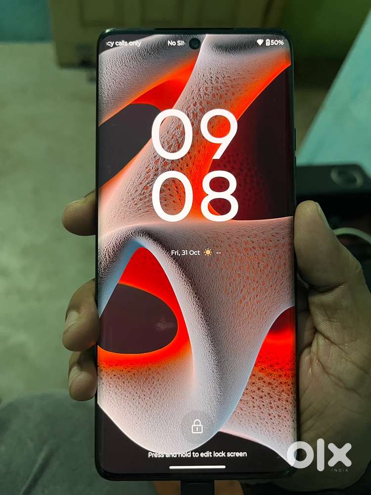 Moto egde 50 pro 12gb ram 256gb internal