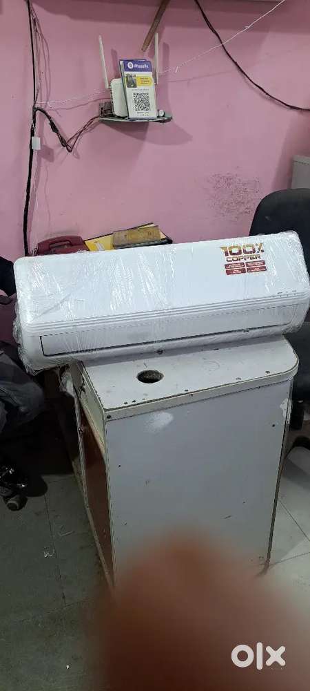 Branded 1 ton, 1.5 ton split ac for sale. very good condition.