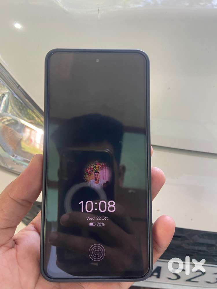 Ram8,storage 256,(realme 12+5g)