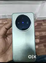 Vivo x200 5g,12gb rem 256 internal,100x zooming camera