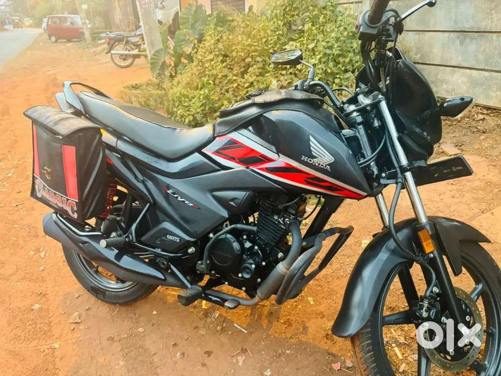 Showroom condition.. 70 km milage